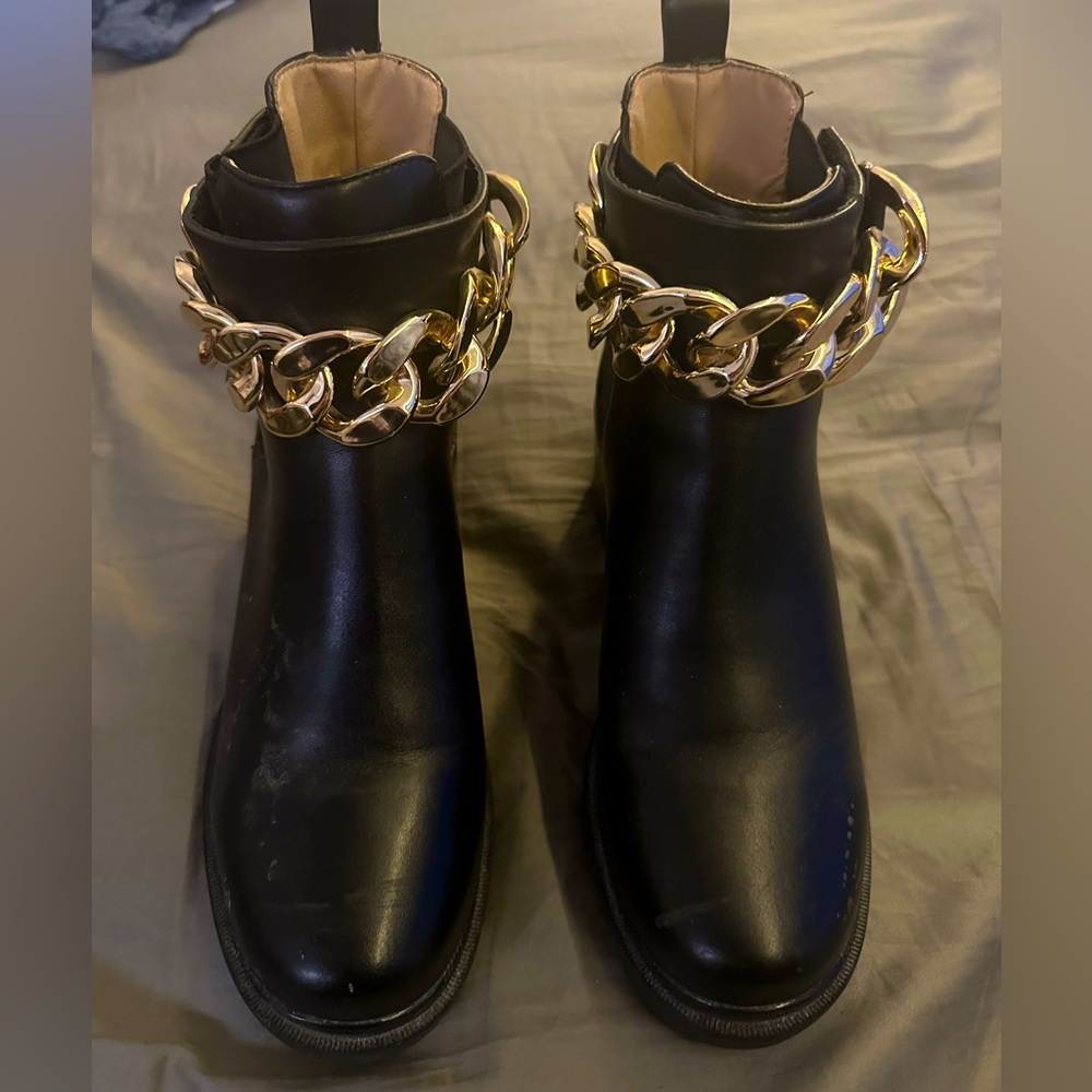 Steve Madden Platform Boots with Gold Chain
